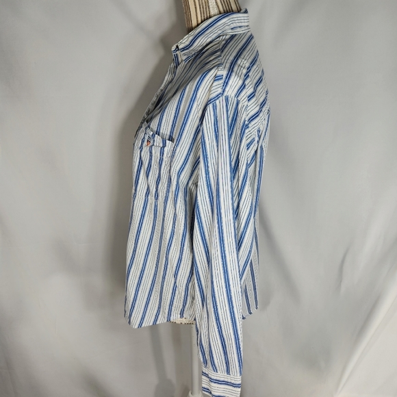 Catrina LTD Blue & White Striped Button Down Long Sleeve Top w/Pocket Sz Medium - Picture 6 of 12